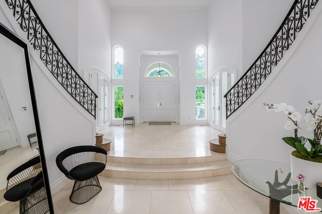 1254 Roscomare Road Los Angeles, CA 90077 - Photo 20 of 54 Gallery Image 20