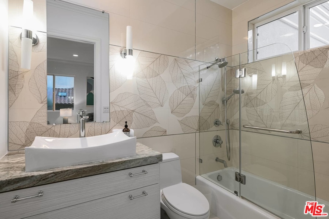1254 Roscomare Road Los Angeles, CA 90077 - Photo 30 of 54 Gallery Image 30