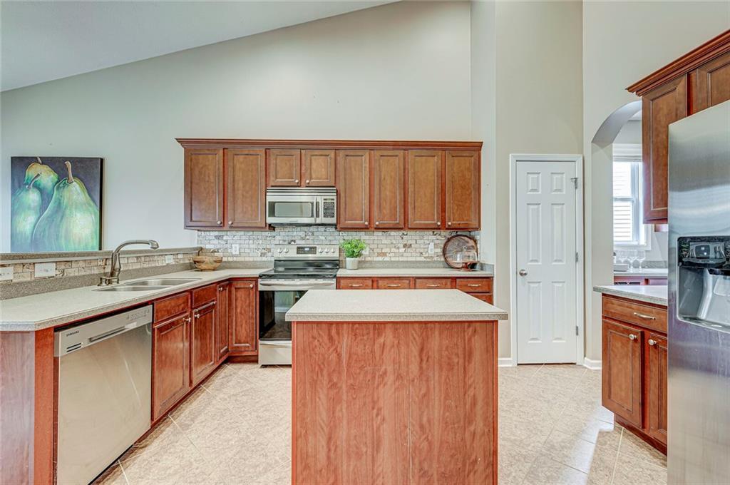 12394 Cold Stream Road Noblesville, IN 46060 - Photo 12 of 52