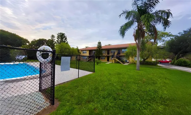 $144,900 | 2500 Harn Boulevard, Unit E9, Clearwater, FL 33764