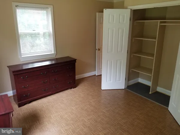 $1,950 | 6013 Neilwood Drive, Rockville, MD 20852