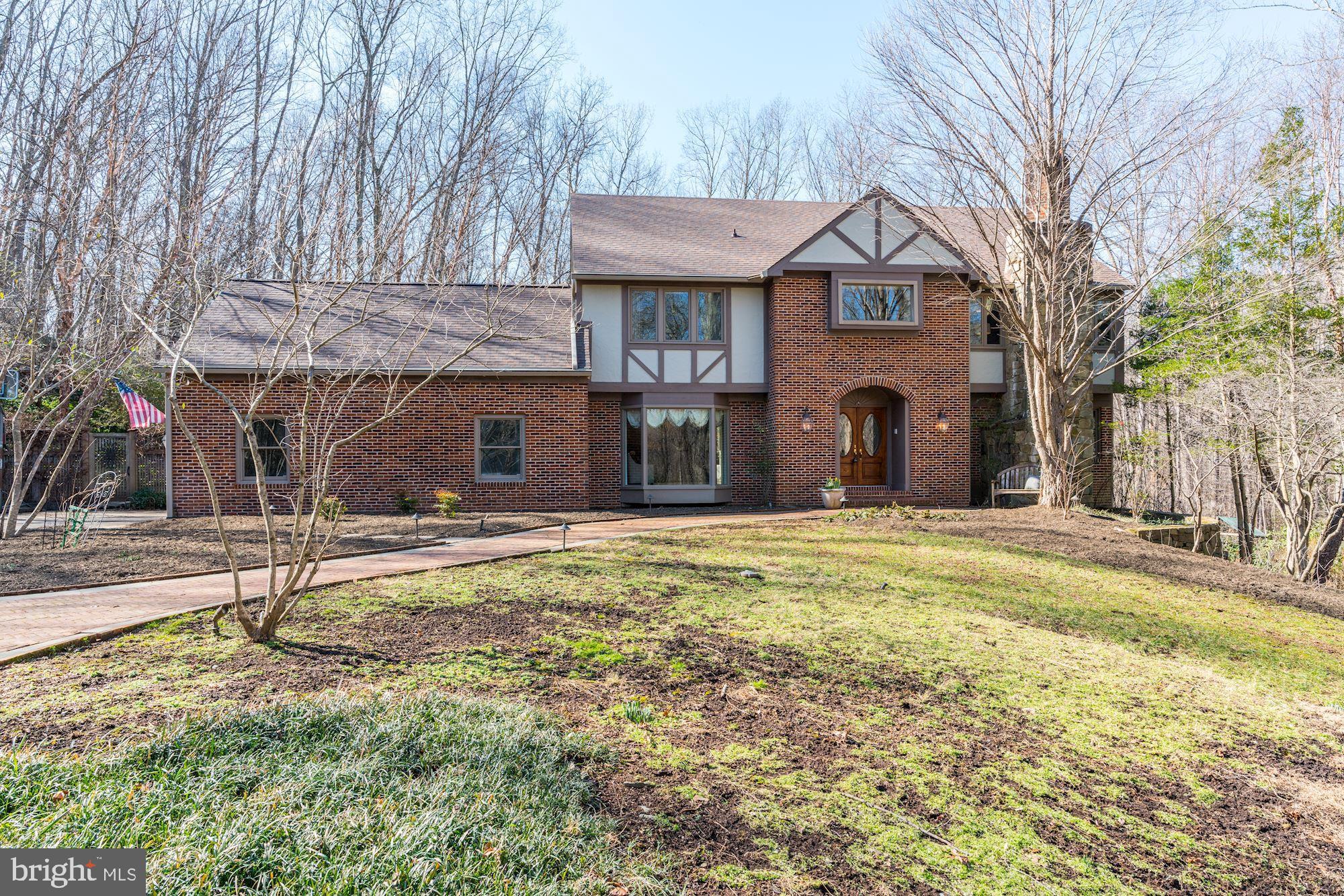 2008 Roundhouse Road Vienna, VA 22181 - Photo 2 of 71 This majestic home sits on a 2.57 acre serene lot