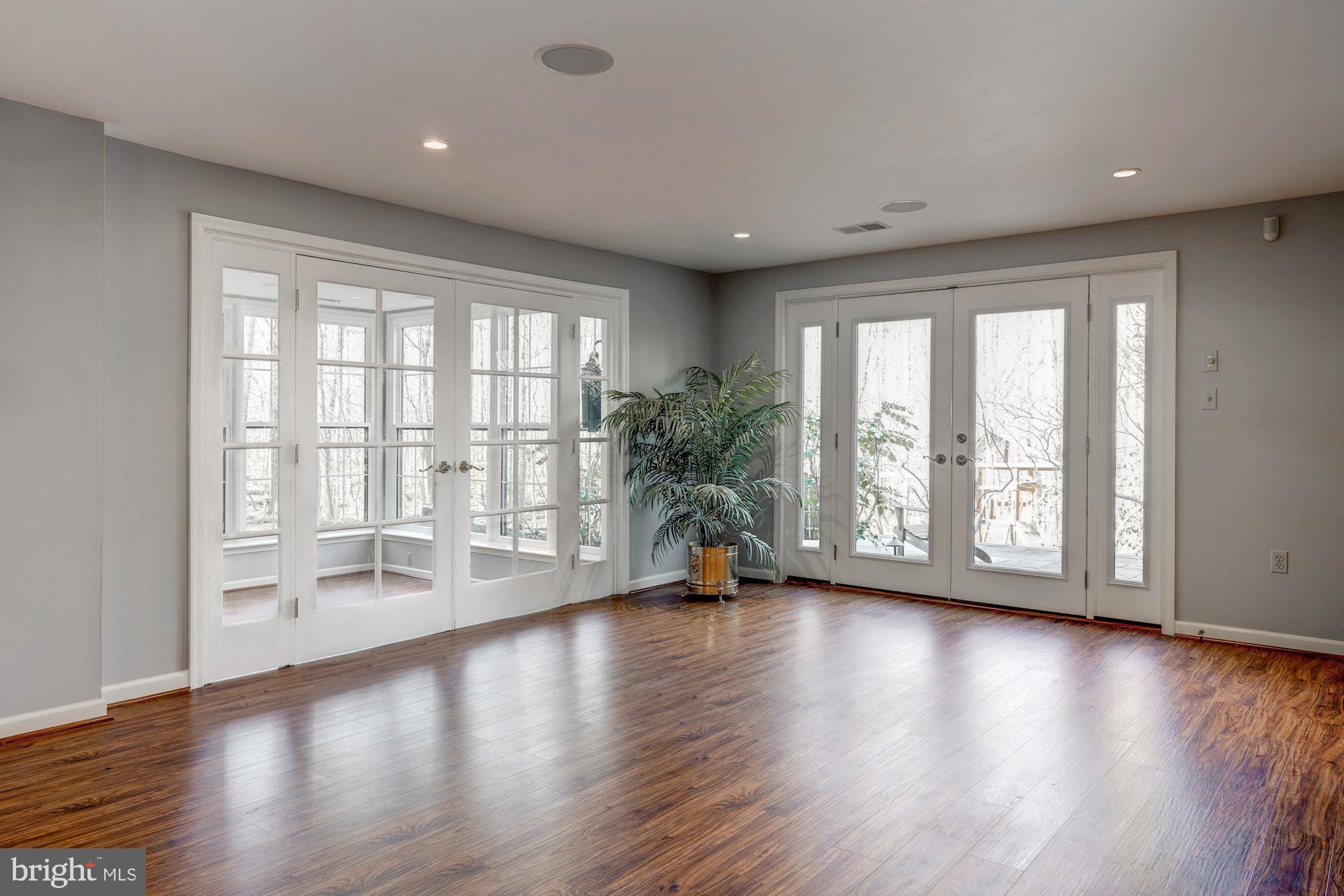 2008 Roundhouse Road Vienna, VA 22181 - Photo 51 of 71 Frech doors open to the patio and private yard!