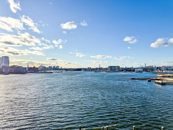 $3,750 | 65 Lewis Street, Unit 511, Boston, MA 02128