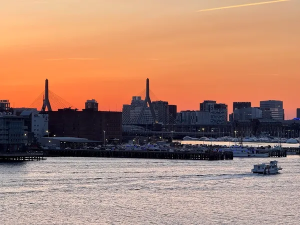 $3,750 | 65 Lewis Street, Unit 511, Boston, MA 02128