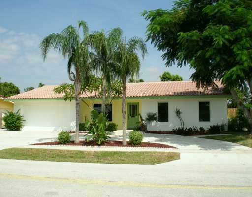 1383 Northwest 4th Street Boca Raton, FL 33486 - Photo 1 of 8 Primary Photo