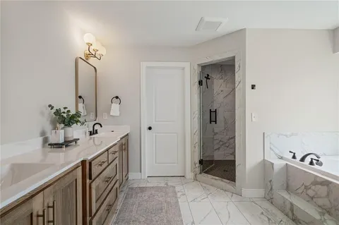 $700,000 | 9280 Barth Road, Lenexa, KS 66227