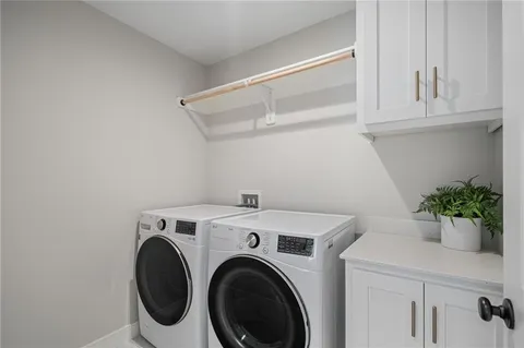 $700,000 | 9280 Barth Road, Lenexa, KS 66227