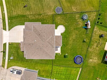 $700,000 | 9280 Barth Road, Lenexa, KS 66227