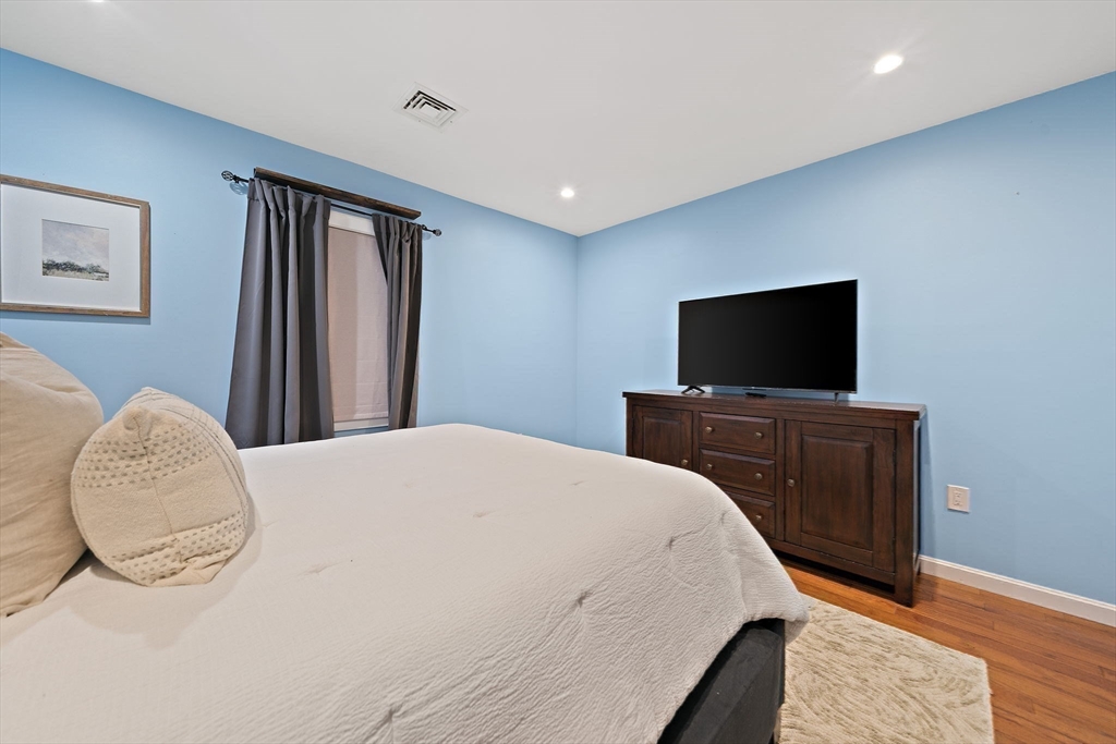 113 Bradford Road Hanover, MA 02339 - Photo 16 of 35 Gallery Image 16