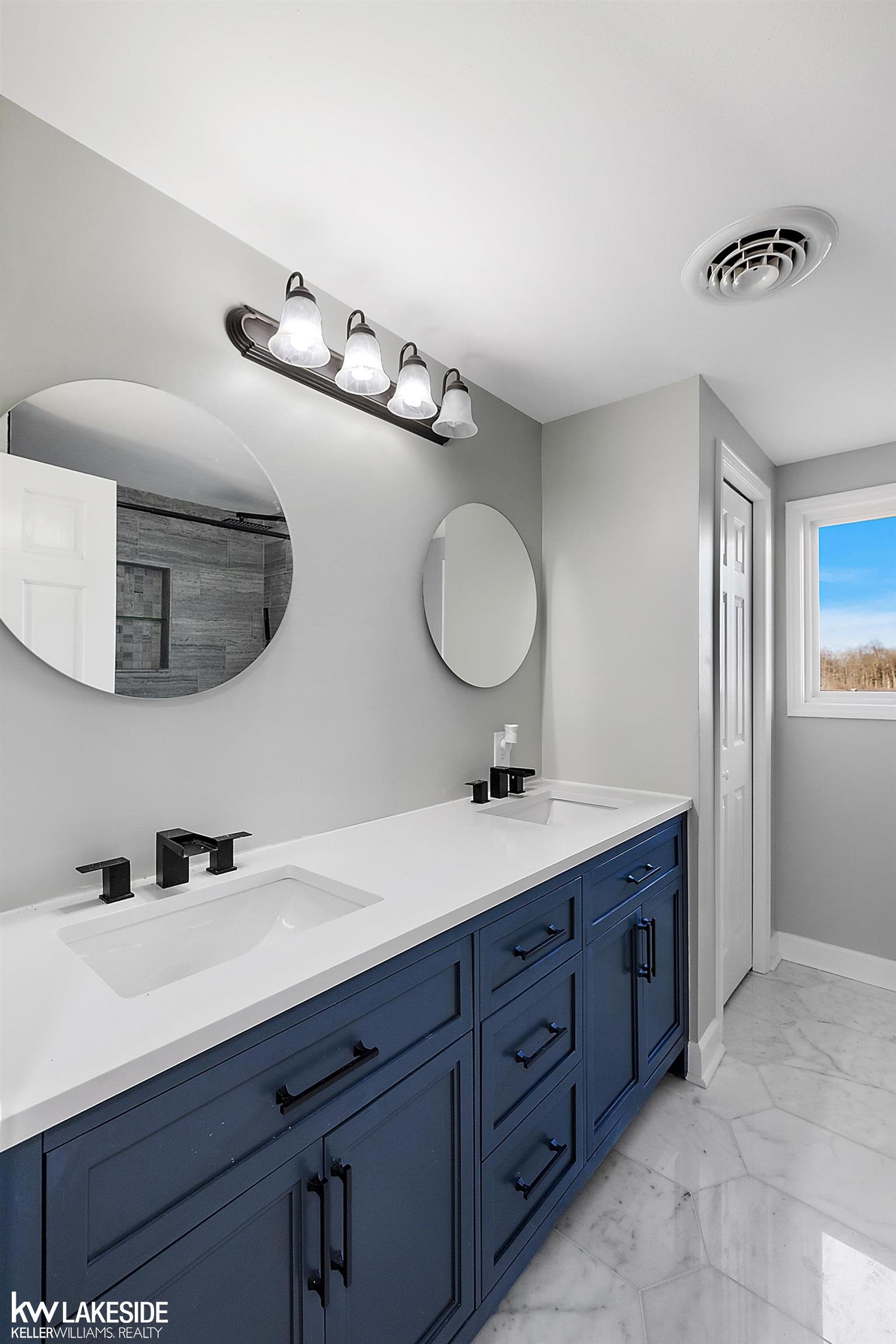 435 Capac Road Allenton, MI 48002 - Photo 27 of 62 50171000-6a1c87b8-414e-4d51-8495-d34f5096c7c3.JPG