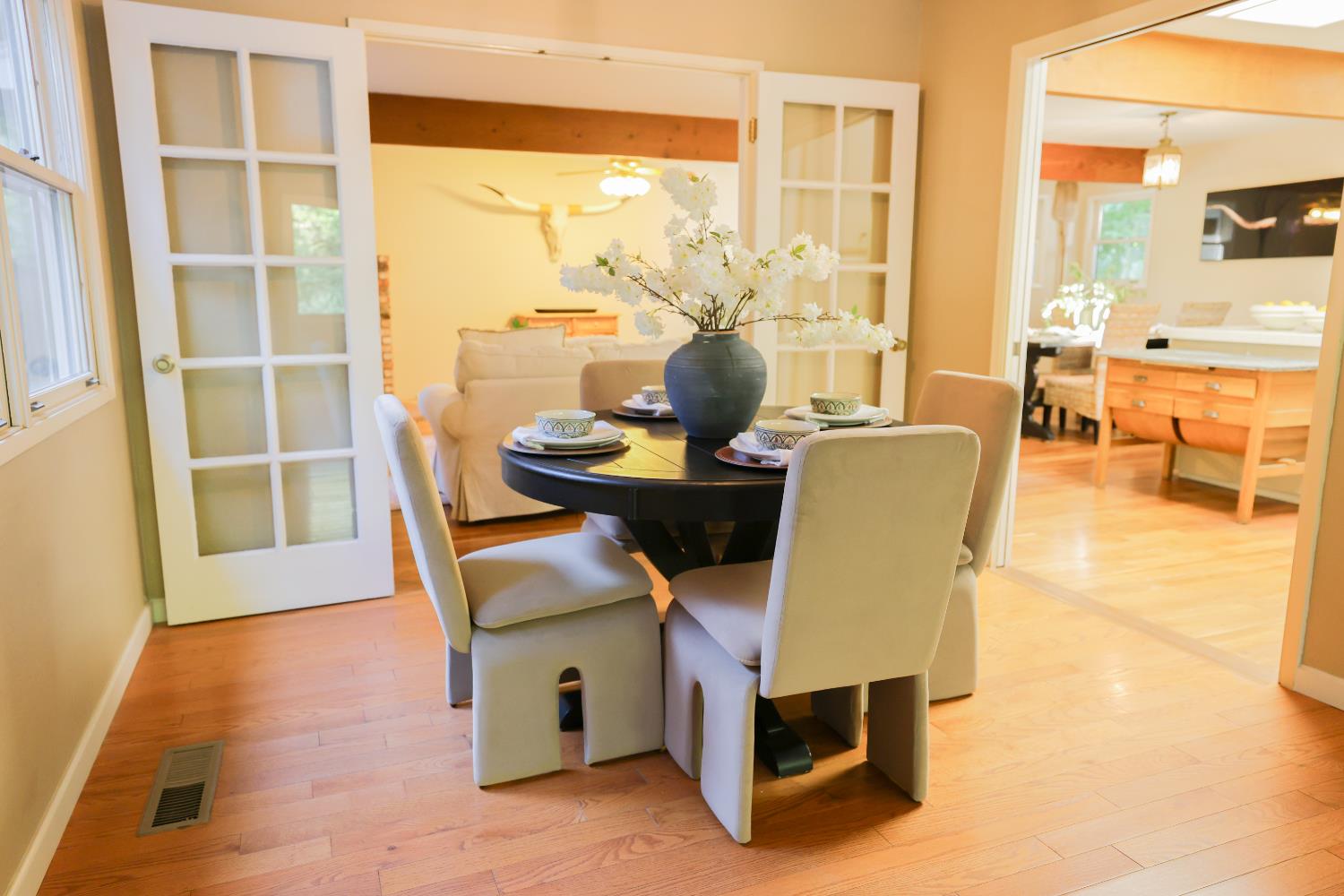 39872 Barry Road Davis, CA 95616 - Photo 5 of 31