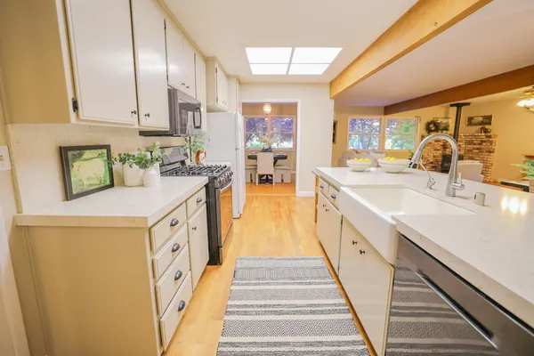 $1,100,000 | 39872 Barry Road, Davis, CA 95616