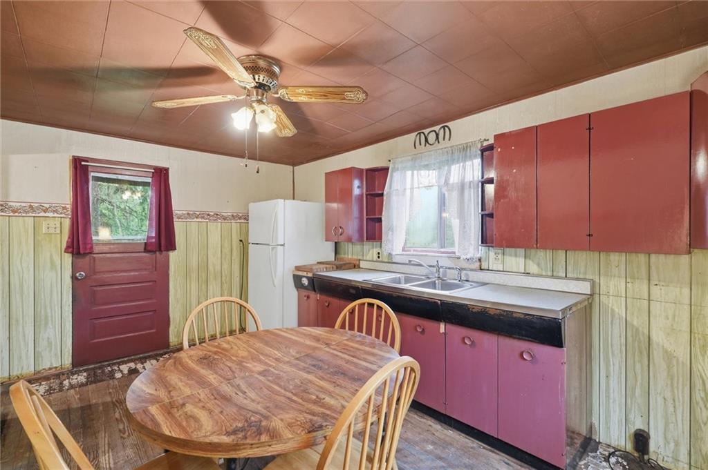 1058 Thompson Run Road West Mifflin, PA 15122 - Photo 14 of 50