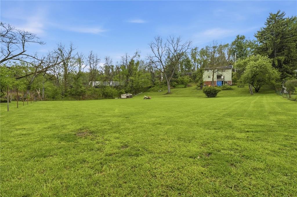 1058 Thompson Run Road West Mifflin, PA 15122 - Photo 21 of 50