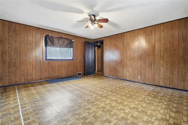 $149,900 | 1058 Thompson Run Road, West Mifflin, PA 15122