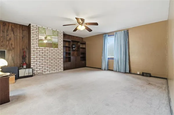 $149,900 | 1058 Thompson Run Road, West Mifflin, PA 15122