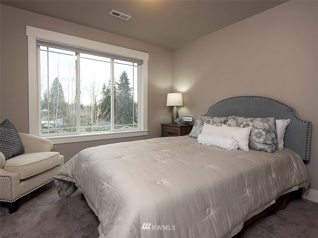 4714 Northeast 25th Street Renton, WA 98059 - Photo 22 of 40