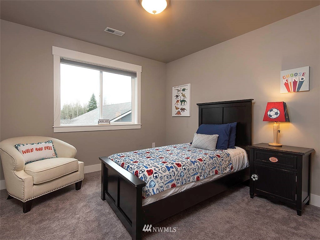 4714 Northeast 25th Street Renton, WA 98059 - Photo 23 of 40