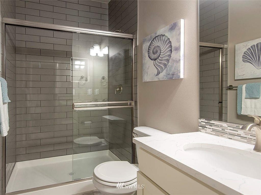 4714 Northeast 25th Street Renton, WA 98059 - Photo 30 of 40