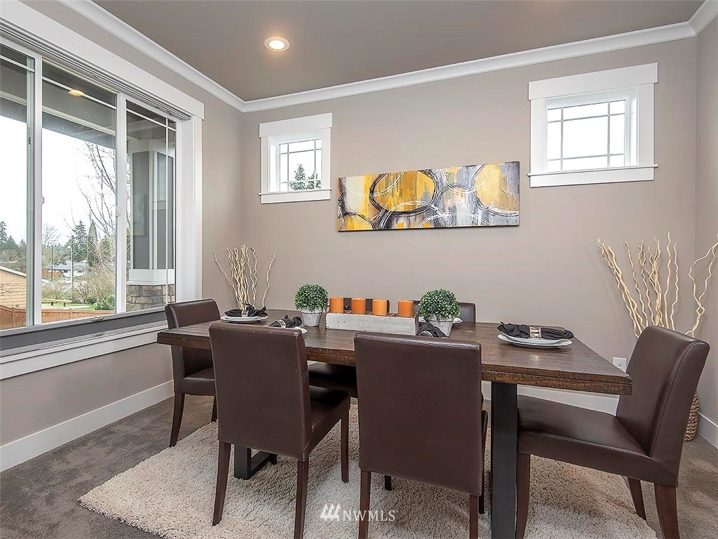 4714 Northeast 25th Street Renton, WA 98059 - Photo 5 of 40