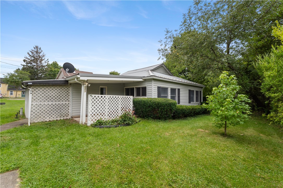 121 Mountain View Road East Bath, NY 14810 - Photo 3 of 30 Gallery Image 3