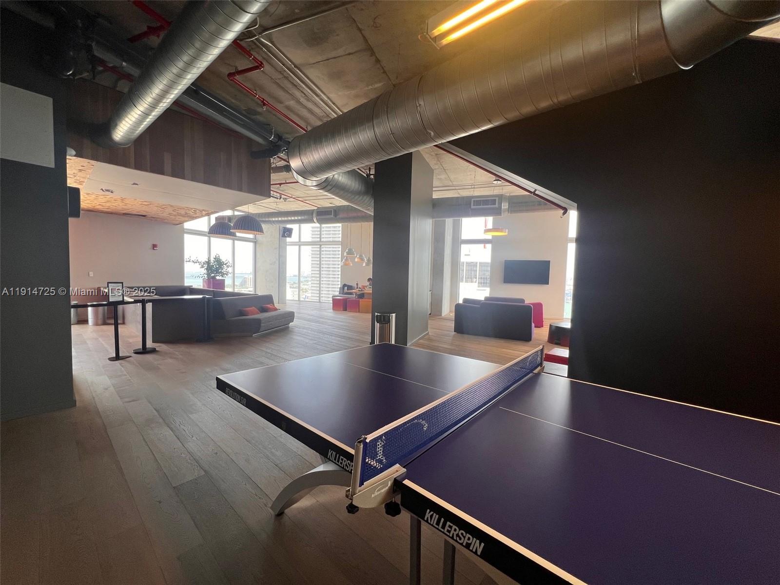 151 Southeast 1st Street, Unit 810 Miami, FL 33131 - Photo 16 of 19