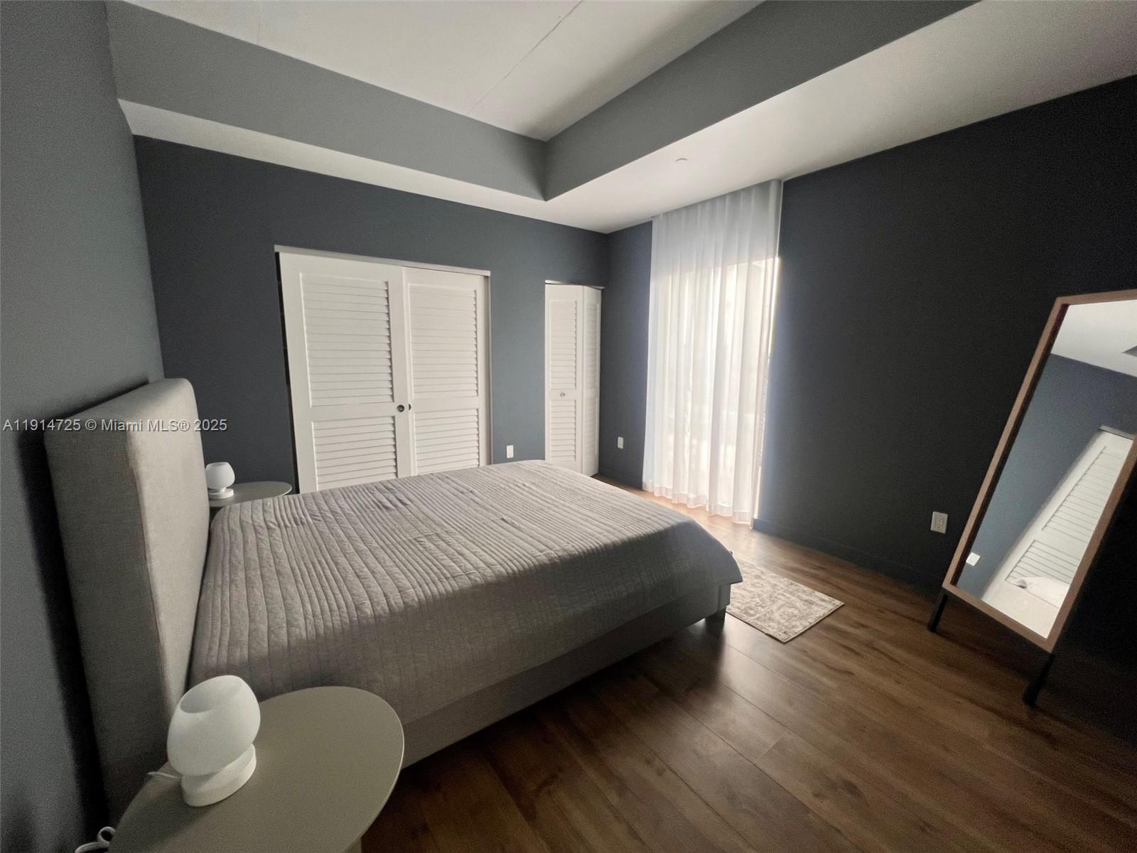 151 Southeast 1st Street, Unit 810 Miami, FL 33131 - Photo 8 of 19