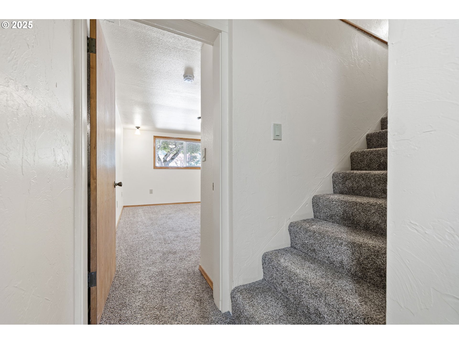 2460 Bailey Hill Road Eugene, OR 97405 - Photo 24 of 47 Gallery Image 24
