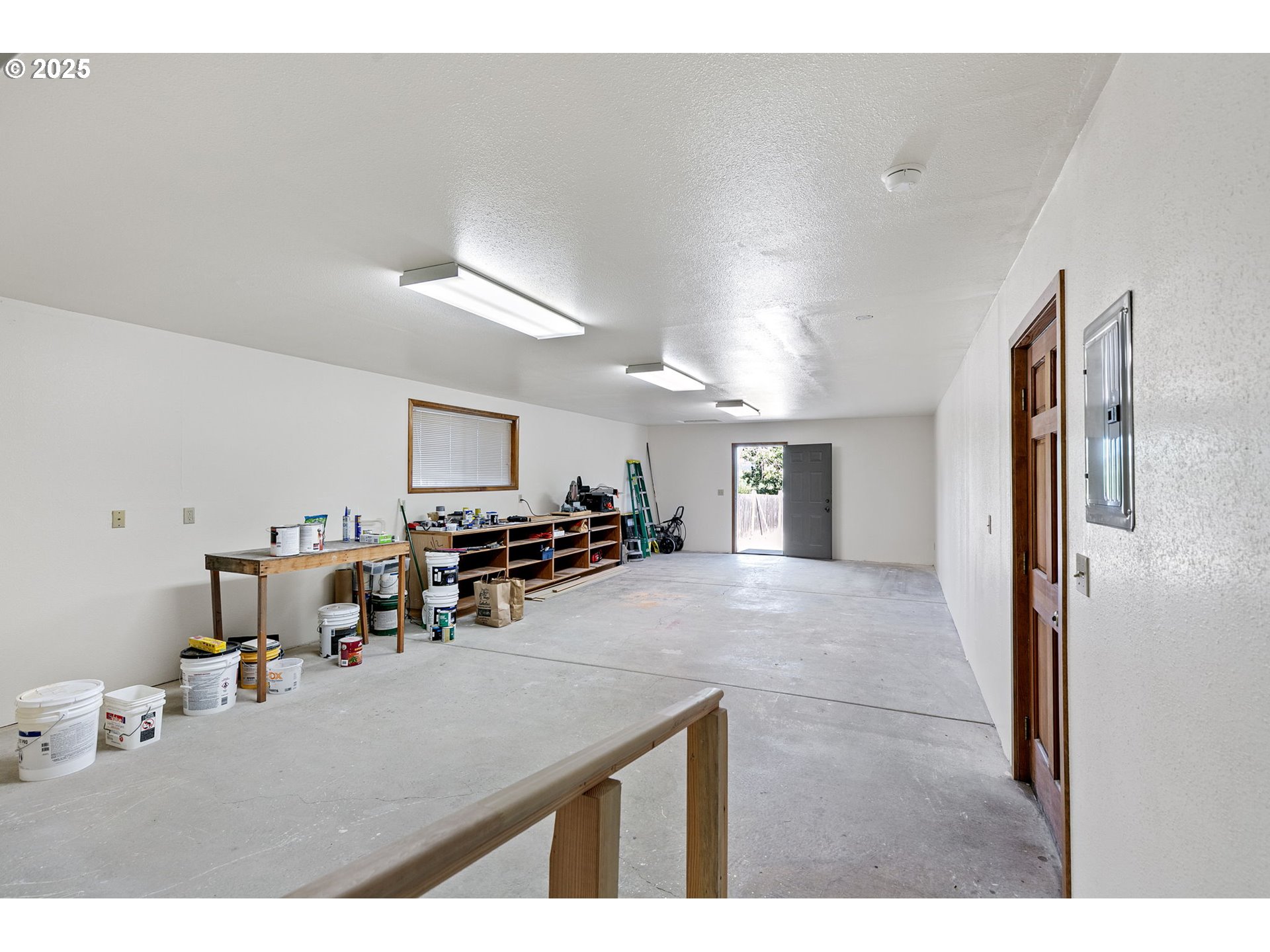 2460 Bailey Hill Road Eugene, OR 97405 - Photo 44 of 47 Gallery Image 44