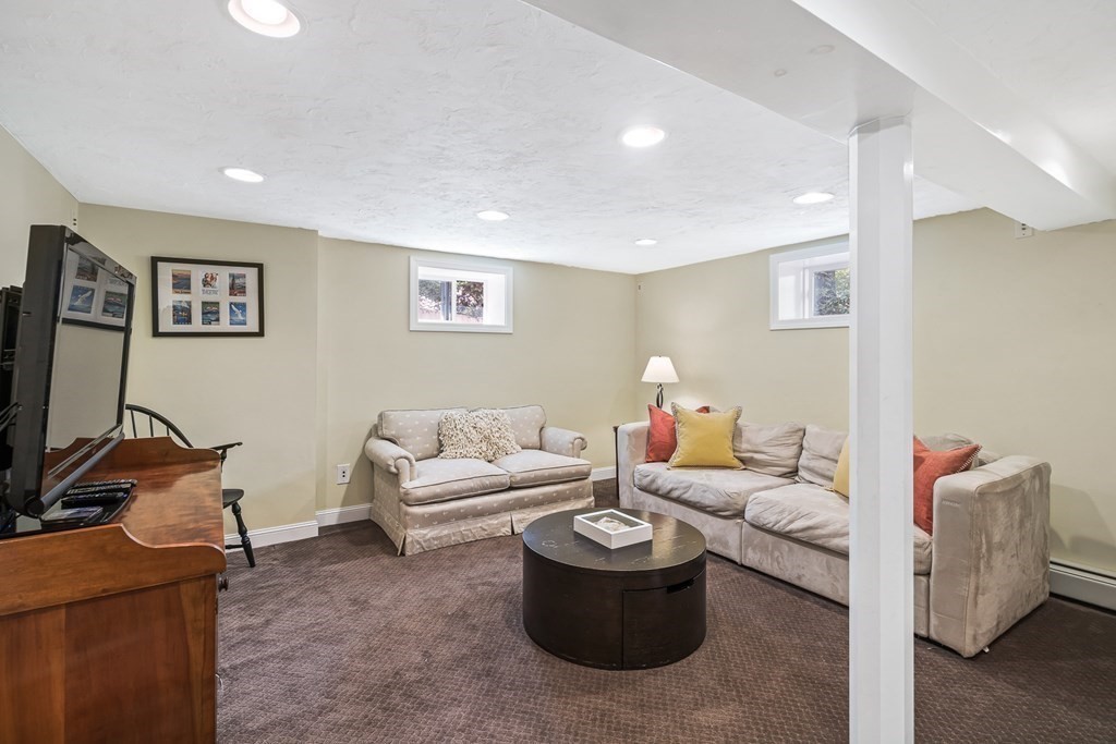 11 Sargent Road Winchester, MA 01890 - Photo 31 of 40