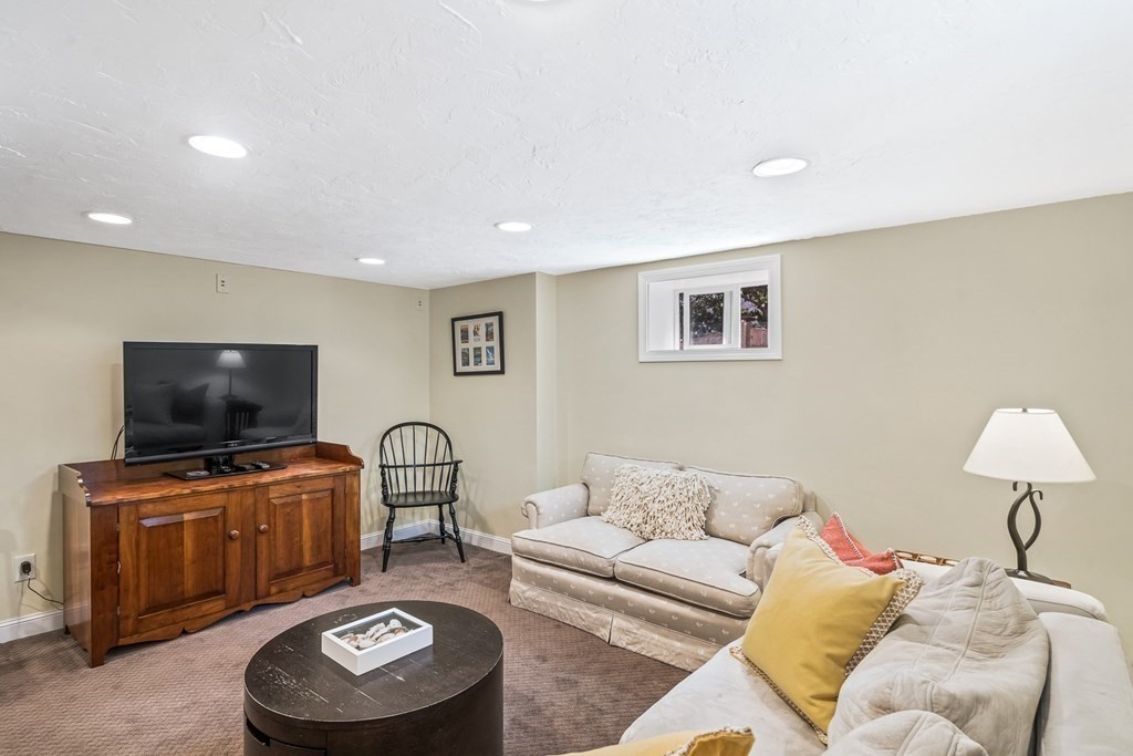 11 Sargent Road Winchester, MA 01890 - Photo 32 of 40