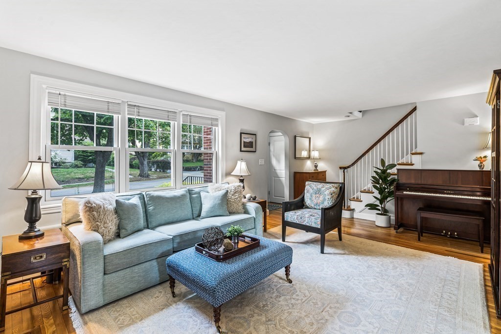 11 Sargent Road Winchester, MA 01890 - Photo 6 of 40
