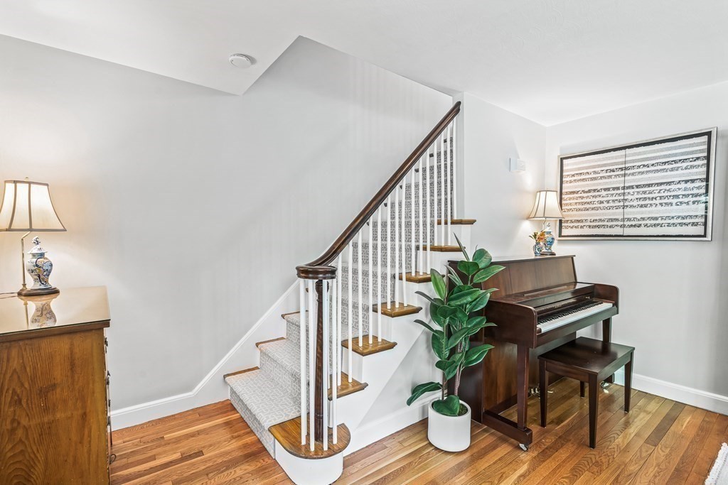 11 Sargent Road Winchester, MA 01890 - Photo 7 of 40