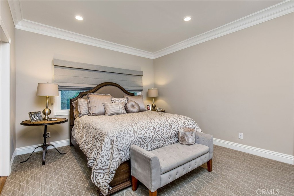 24965 Kit Carson Road Hidden Hills, CA 91302 - Photo 17 of 48