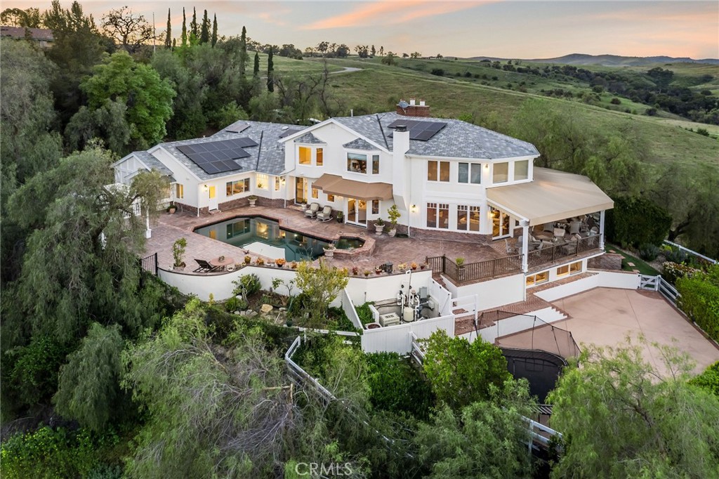 24965 Kit Carson Road Hidden Hills, CA 91302 - Photo 2 of 48