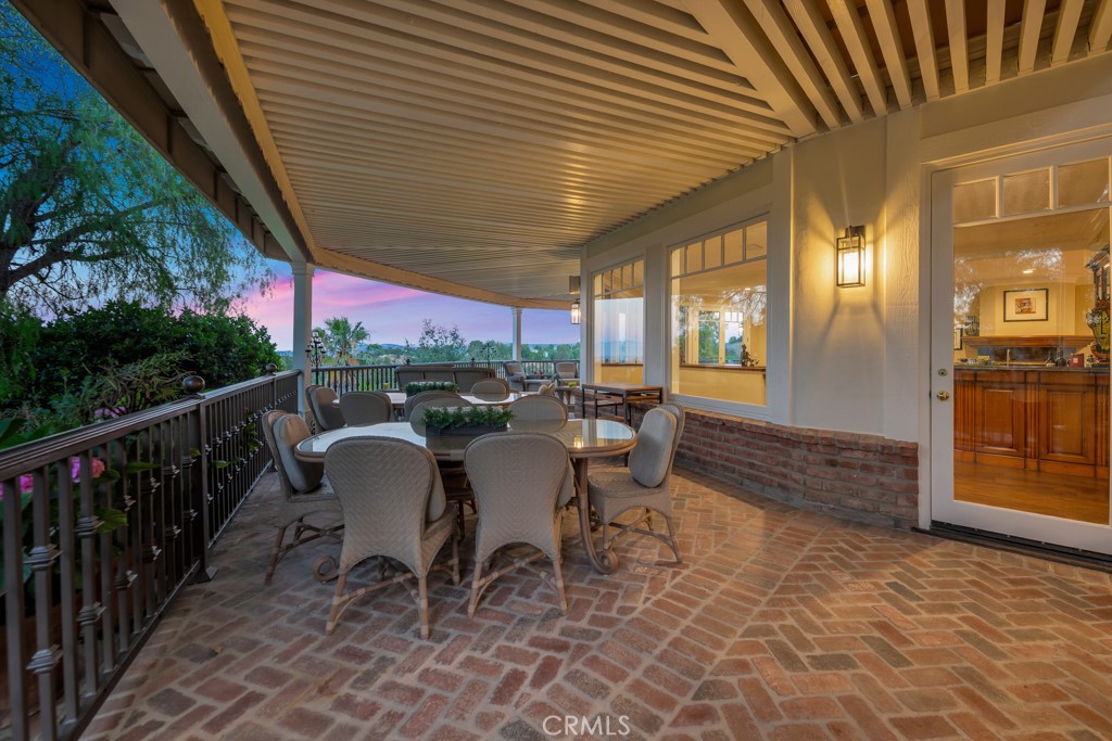 24965 Kit Carson Road Hidden Hills, CA 91302 - Photo 32 of 48