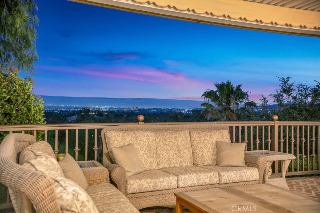 24965 Kit Carson Road Hidden Hills, CA 91302 - Photo 37 of 48