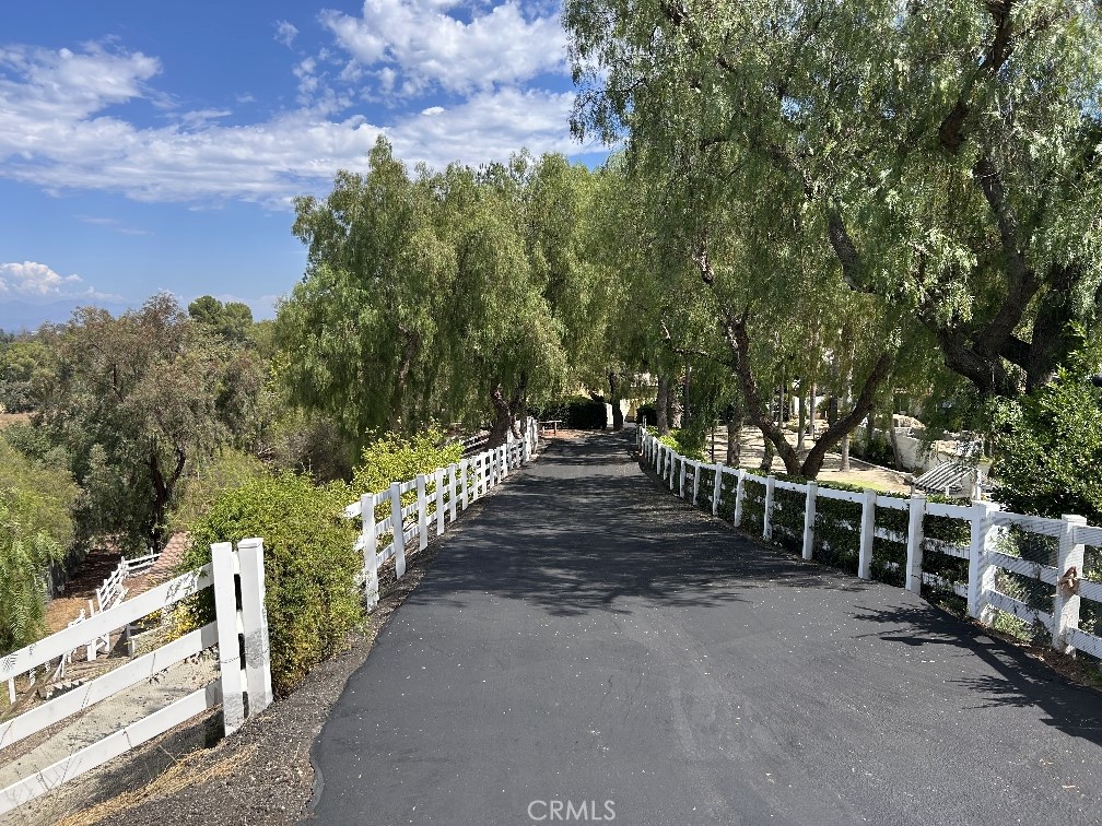 24965 Kit Carson Road Hidden Hills, CA 91302 - Photo 48 of 48