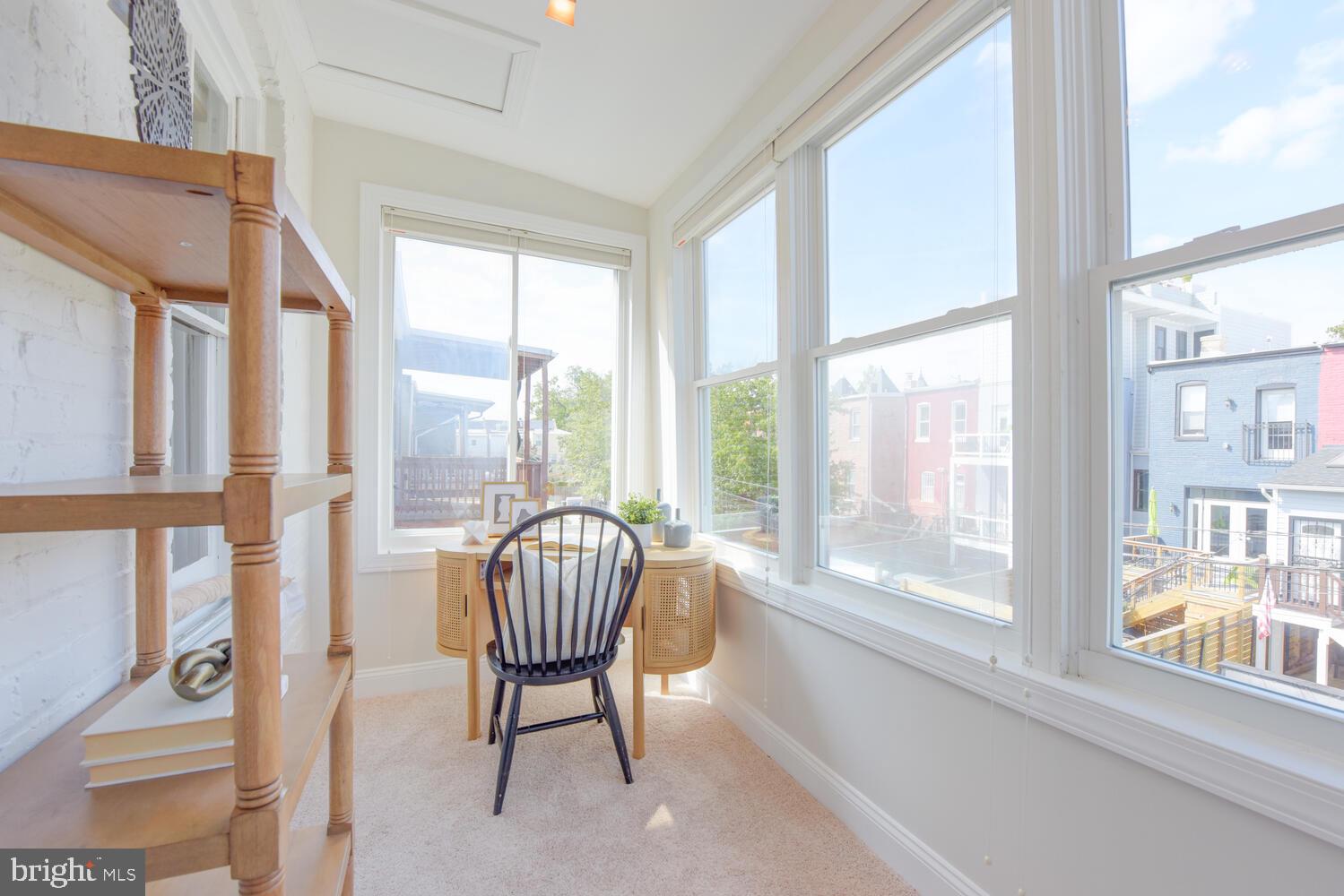 125 Randolph Place Northwest Washington, DC 20001 - Photo 25 of 51 Enclosed Sunporch: Great Home Office