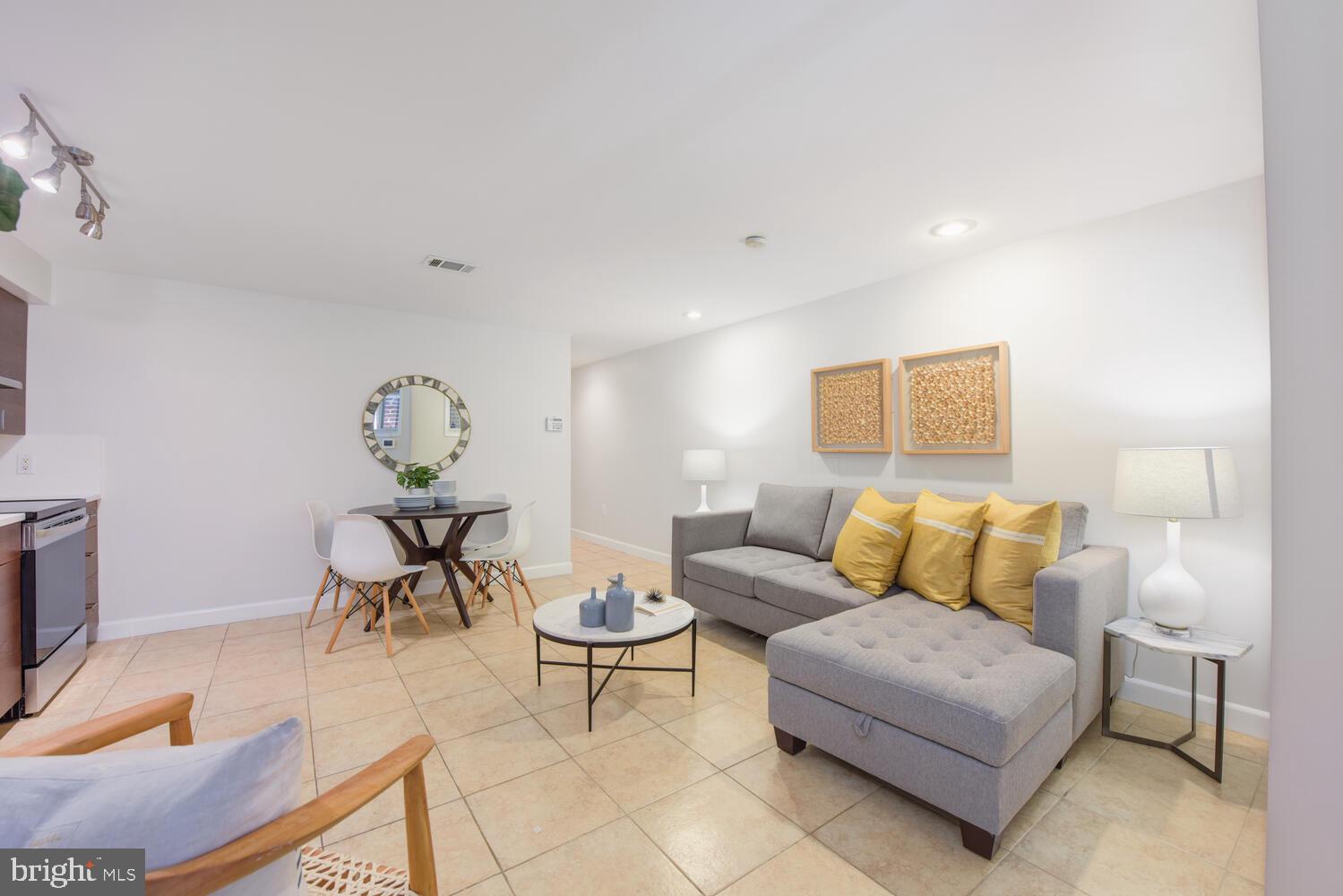 125 Randolph Place Northwest Washington, DC 20001 - Photo 34 of 51 LL Unit: Living/Dining Room