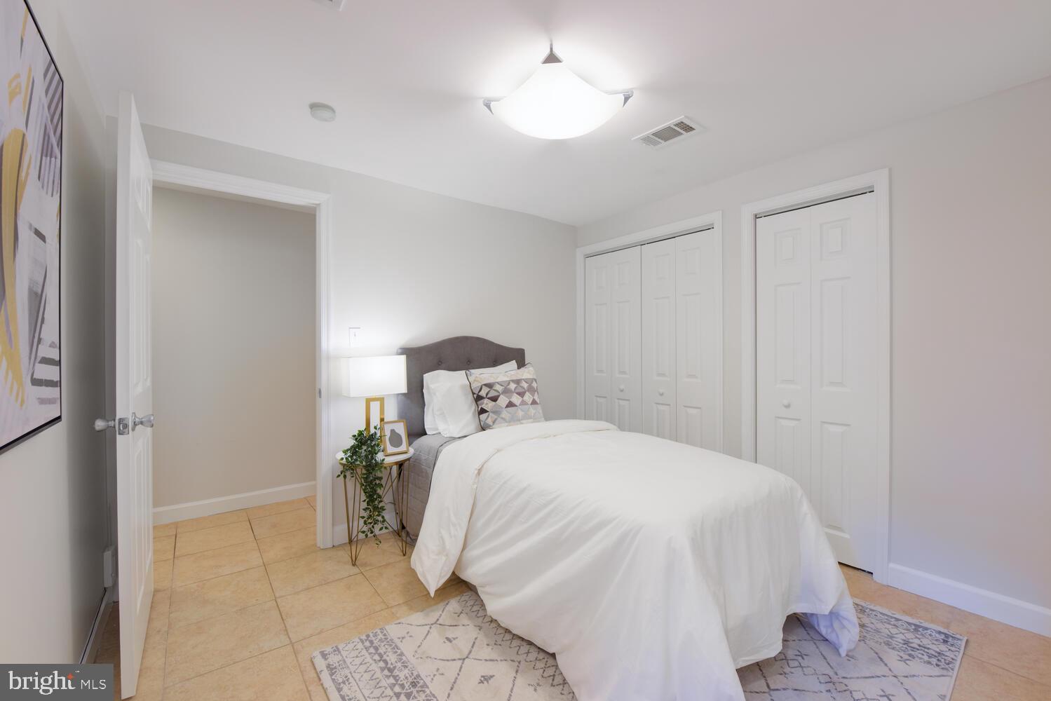 125 Randolph Place Northwest Washington, DC 20001 - Photo 36 of 51 LL Unit: One of Two LL Bedrooms