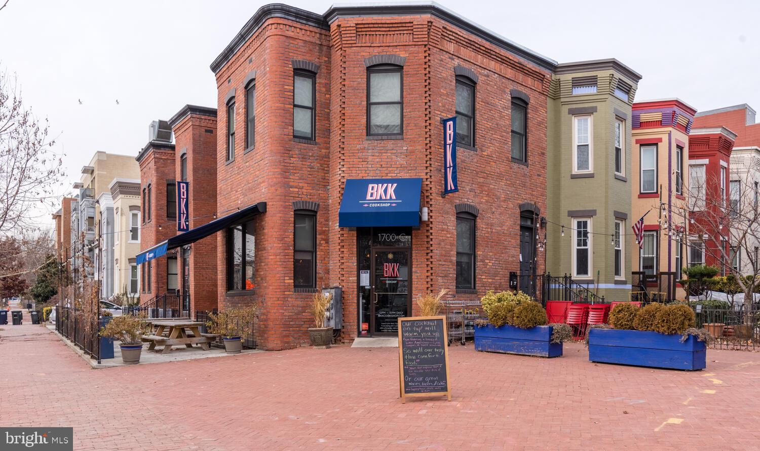 125 Randolph Place Northwest Washington, DC 20001 - Photo 50 of 51 More Thai Food Please...