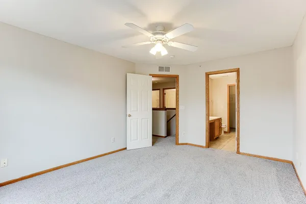 $2,295 | 5040 Holly Lane North, Unit 3, Plymouth, MN 55446
