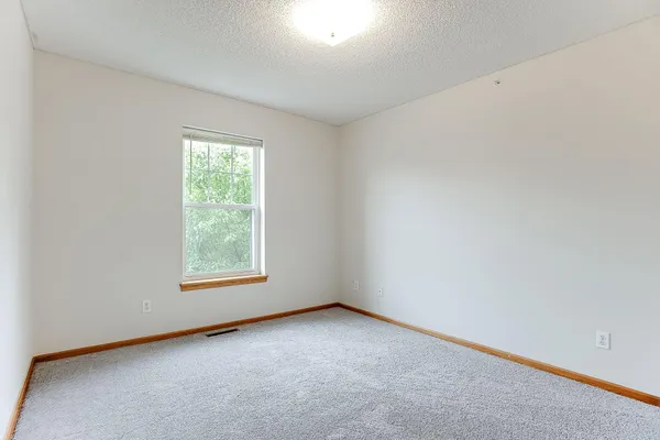 $2,295 | 5040 Holly Lane North, Unit 3, Plymouth, MN 55446