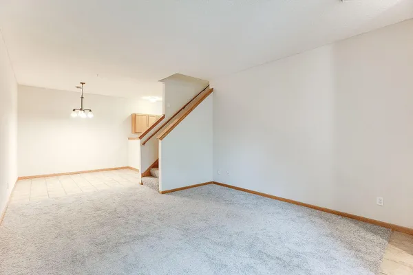 $2,295 | 5040 Holly Lane North, Unit 3, Plymouth, MN 55446