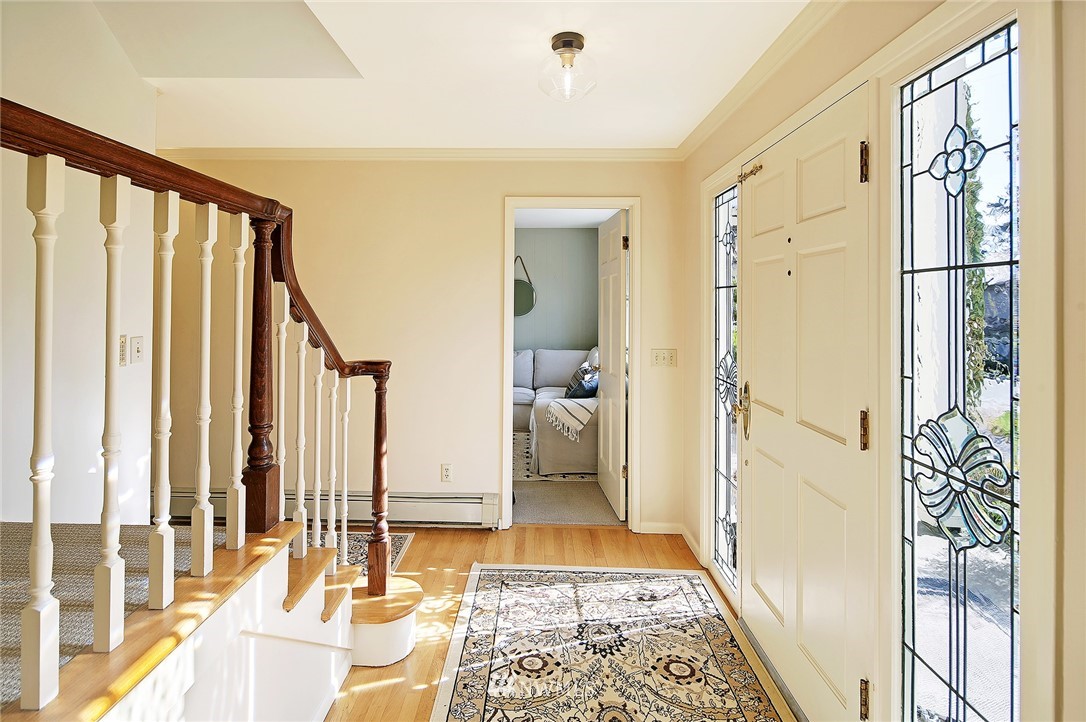 6600 Northeast Windermere Road Seattle, WA 98115 - Photo 4 of 40