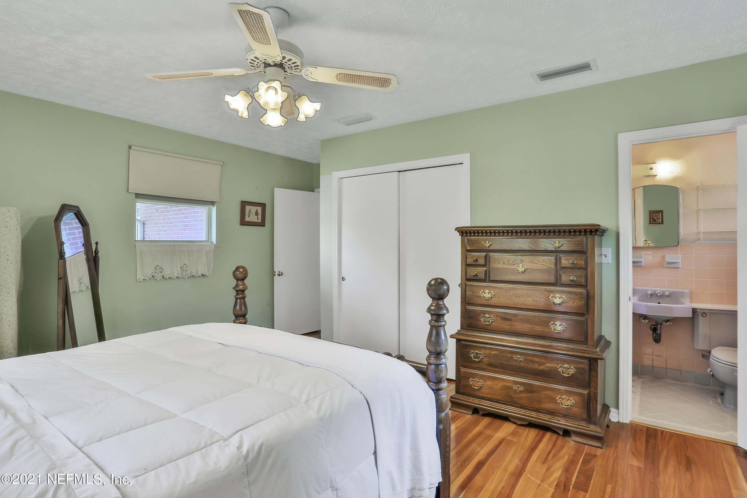 4910 Reed Avenue Jacksonville, FL 32257 - Photo 9 of 42 1R4A1644