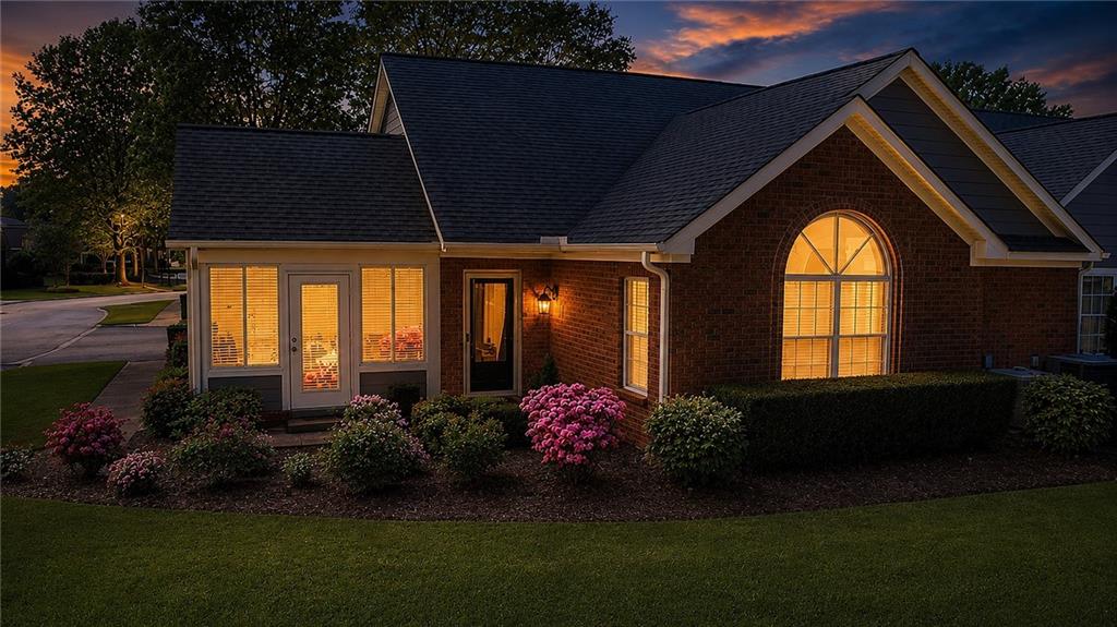 4522 Orchard Trace Roswell, GA 30076 - Photo 6 of 38