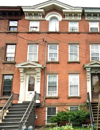$2,250 | 32 Trumbull Street, Unit 4, New Haven, CT 06511